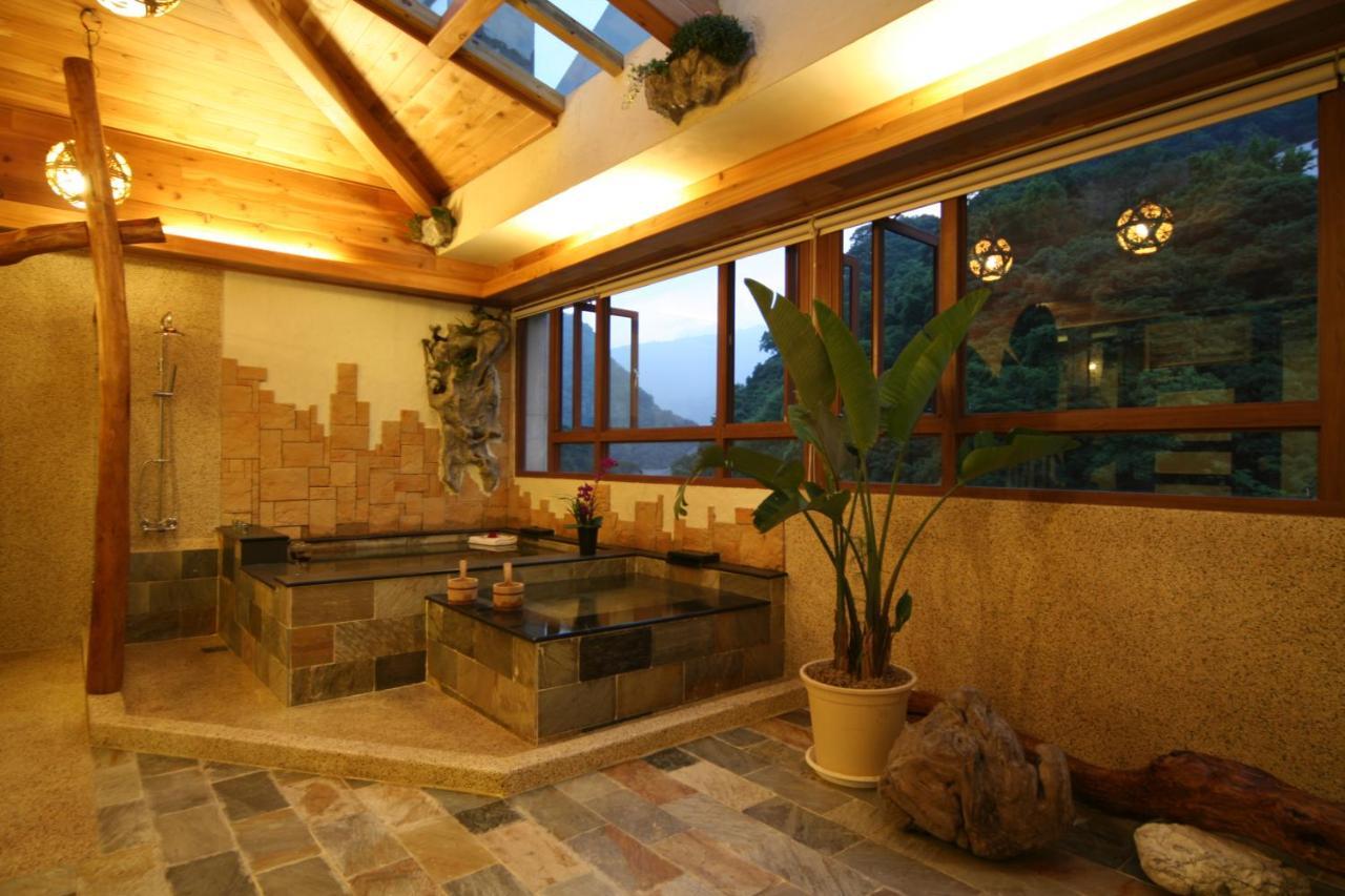 Chief Villa Hot Spring Resort Ренай Экстерьер фото